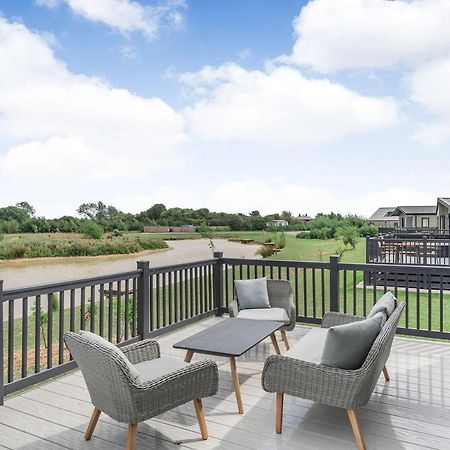 Home Farm Park Lakeside Retreat Burgh le Marsh Номер фото